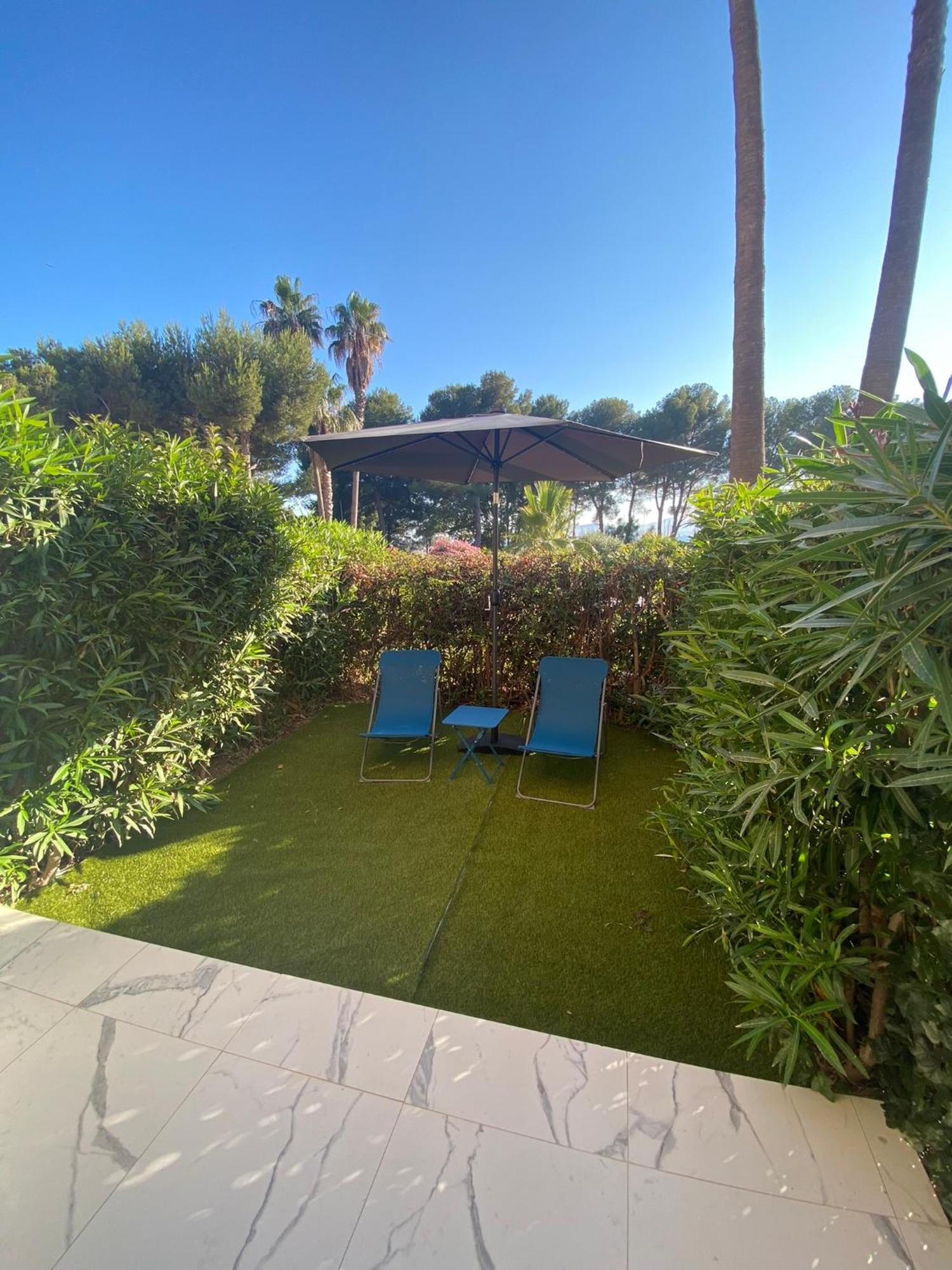 Appartement Face Mer Et Port Santa Lucia Climatise Et Wifi Saint-Raphaël Extérieur photo