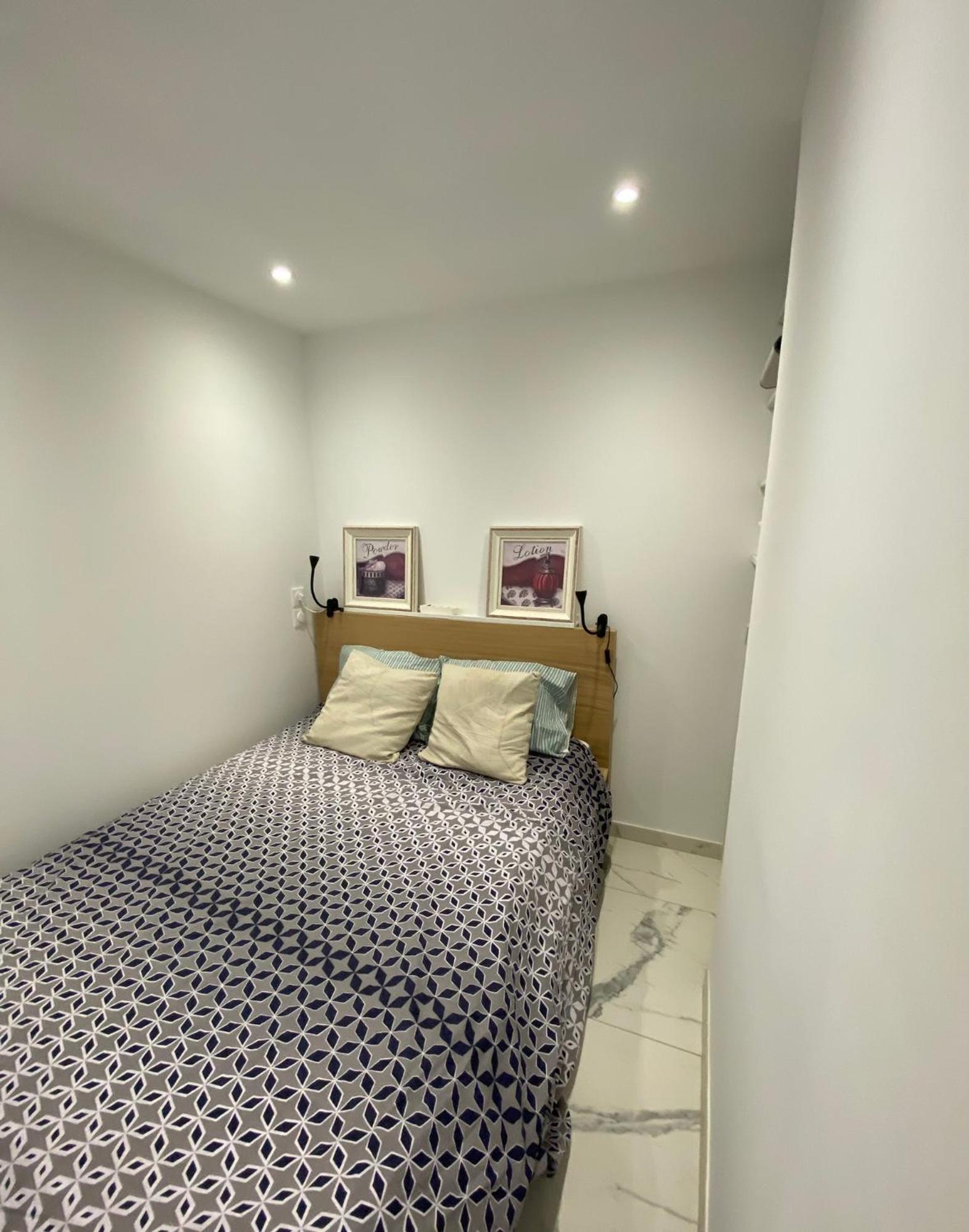 Appartement Face Mer Et Port Santa Lucia Climatise Et Wifi Saint-Raphaël Extérieur photo