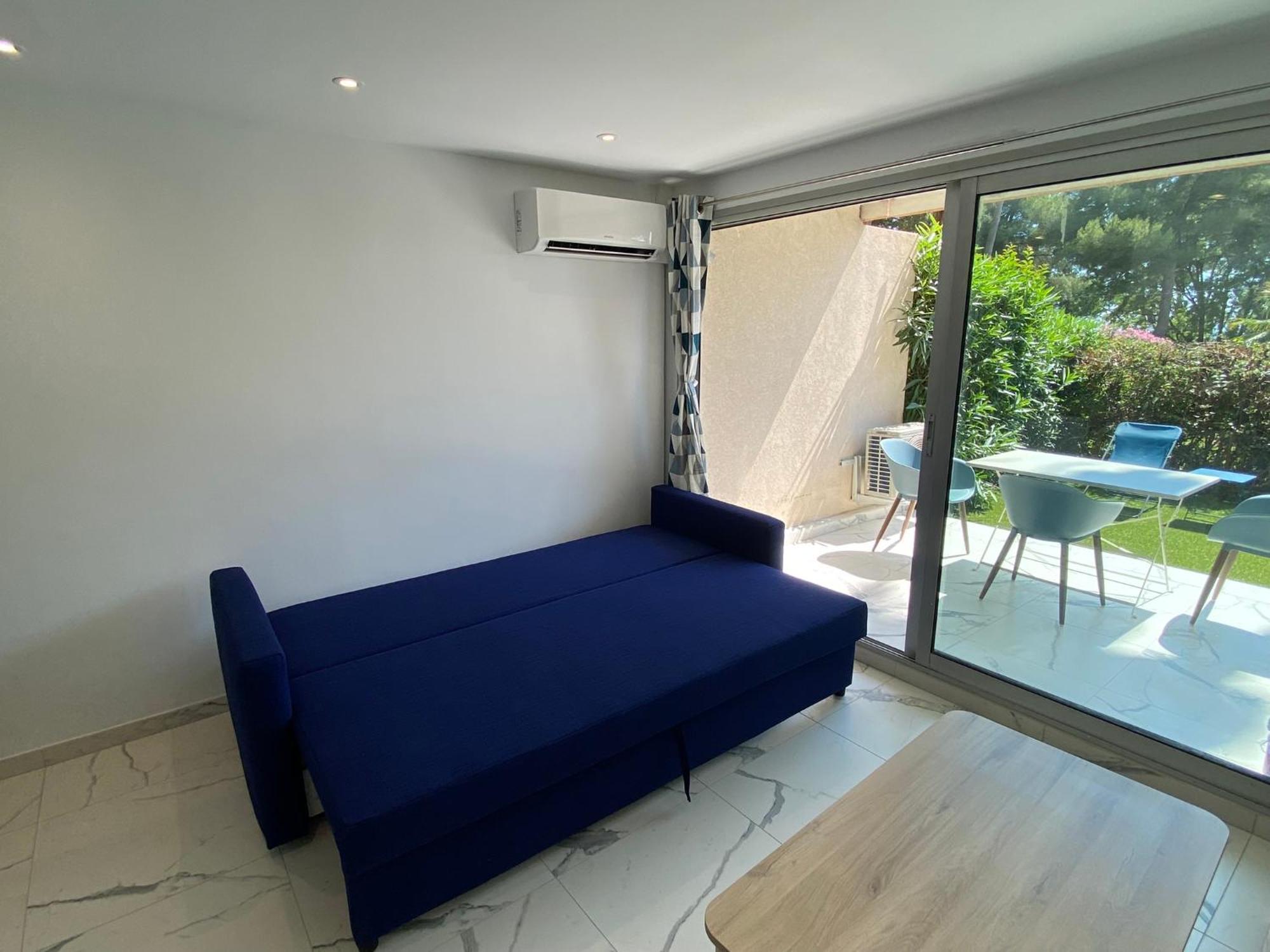 Appartement Face Mer Et Port Santa Lucia Climatise Et Wifi Saint-Raphaël Extérieur photo