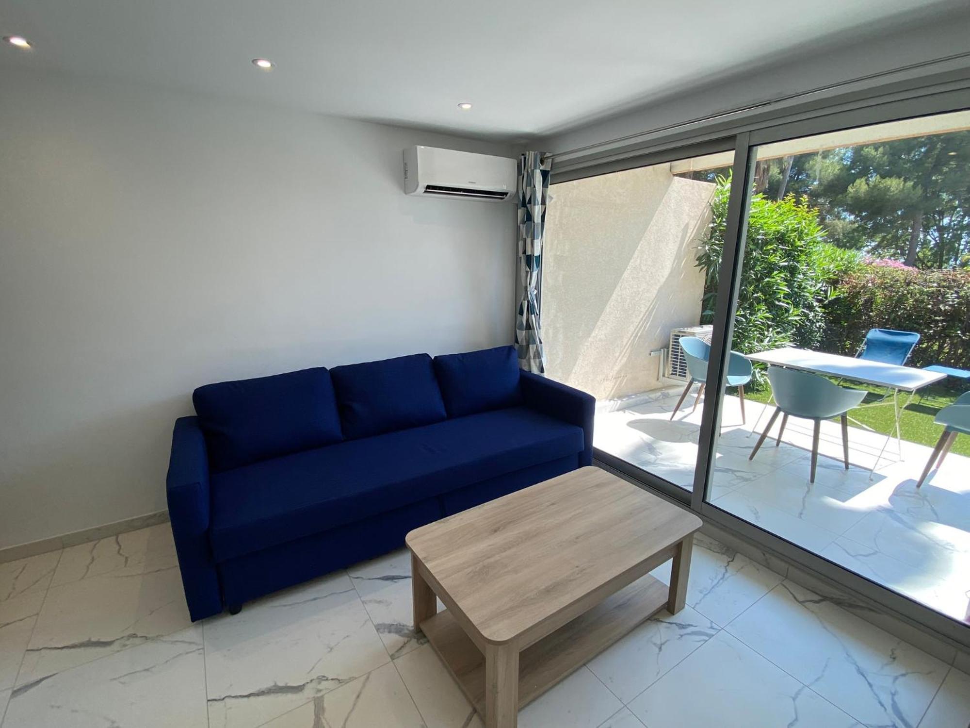 Appartement Face Mer Et Port Santa Lucia Climatise Et Wifi Saint-Raphaël Extérieur photo
